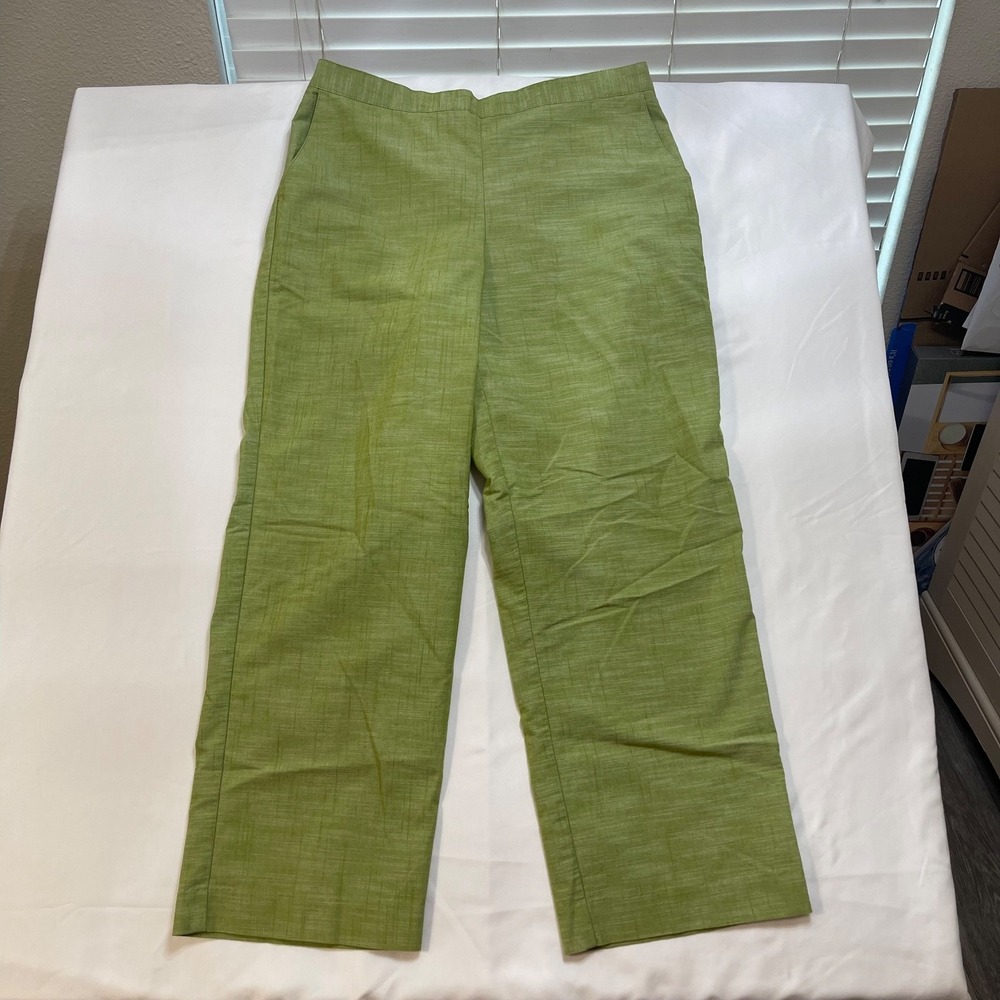 Alfred Dunner Womens 14 Green Pull On Pants Straight Leg Stretch